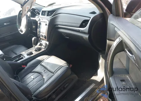 2017 Chevrolet Traverse Premier z USA, uszkodzony, nr VIN 1GNKRJKD7HJ273177